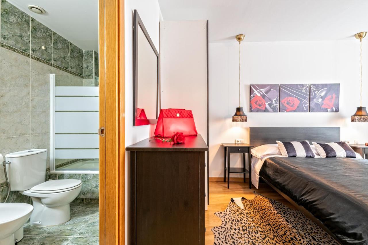 Calido Apartamento Con Piscina En Barcelona Ripollet Exterior photo