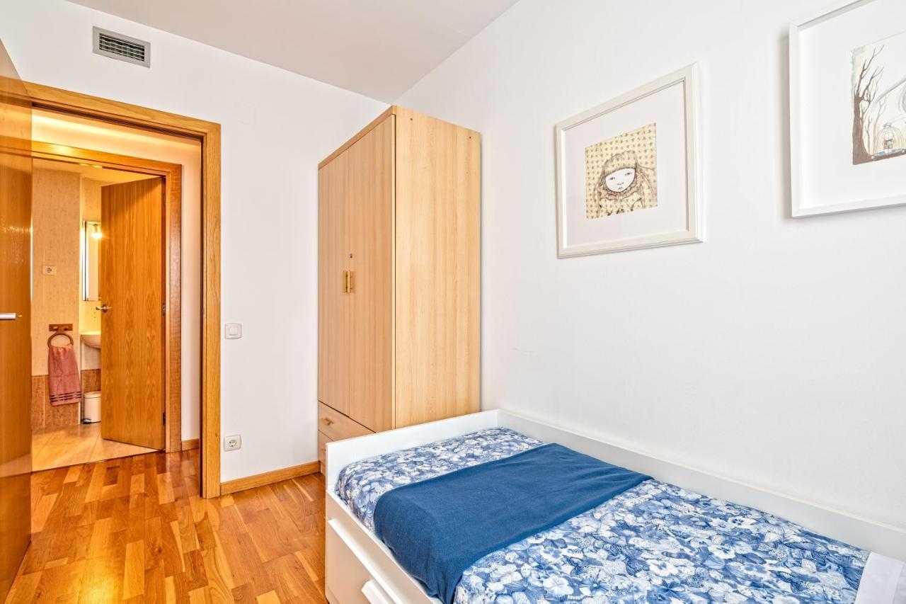 Calido Apartamento Con Piscina En Barcelona Ripollet Exterior photo